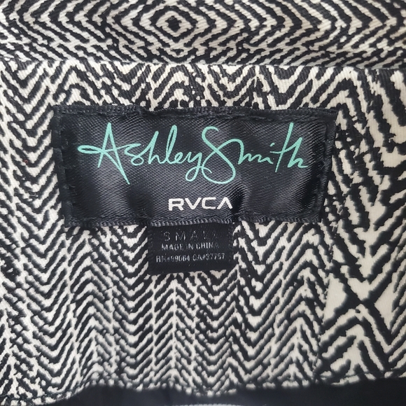 RVCA x Ashley Smith Zipper Detail Blazer OW18 - Picture 7 of 9
